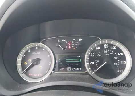 2014 Nissan Sentra Sr z USA, uszkodzony, nr VIN 3N1AB7APXEY275409